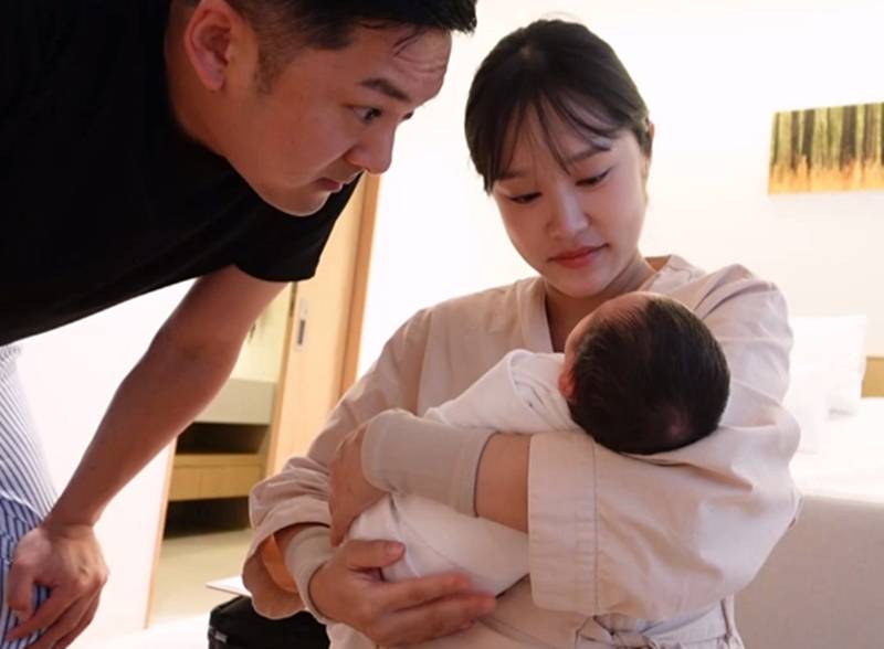 헤이지니, 둘째 출산 후 오열 "두 번째인데도 신기해"('슈돌')