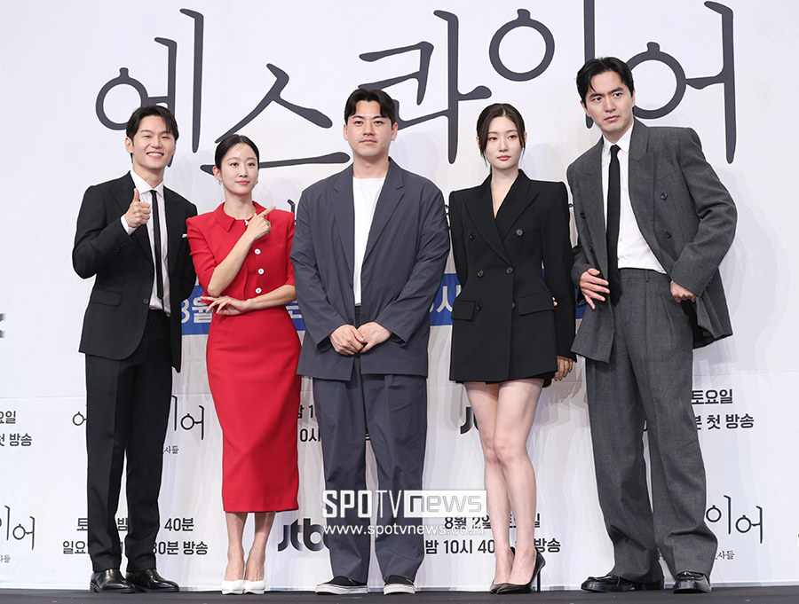 ▲ 이학주 전혜빈 김재홍 감독 정채연 이진욱 ⓒ곽혜미 기자