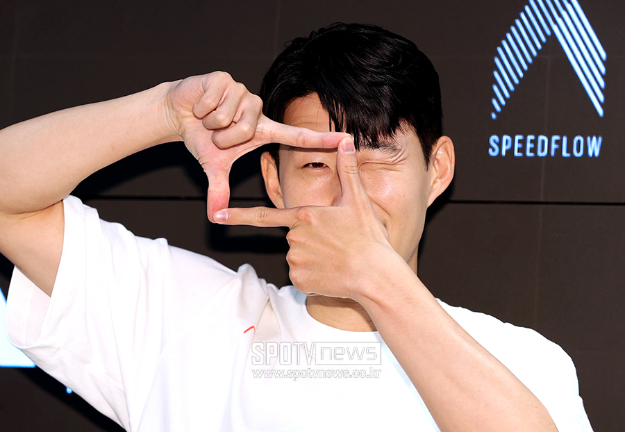 상암 고별전 아니다…손흥민 '서울 투어' 선물은 재계약 → 토트넘 태도 변화 "LA FC 안 보내, 2027년까지 함께"