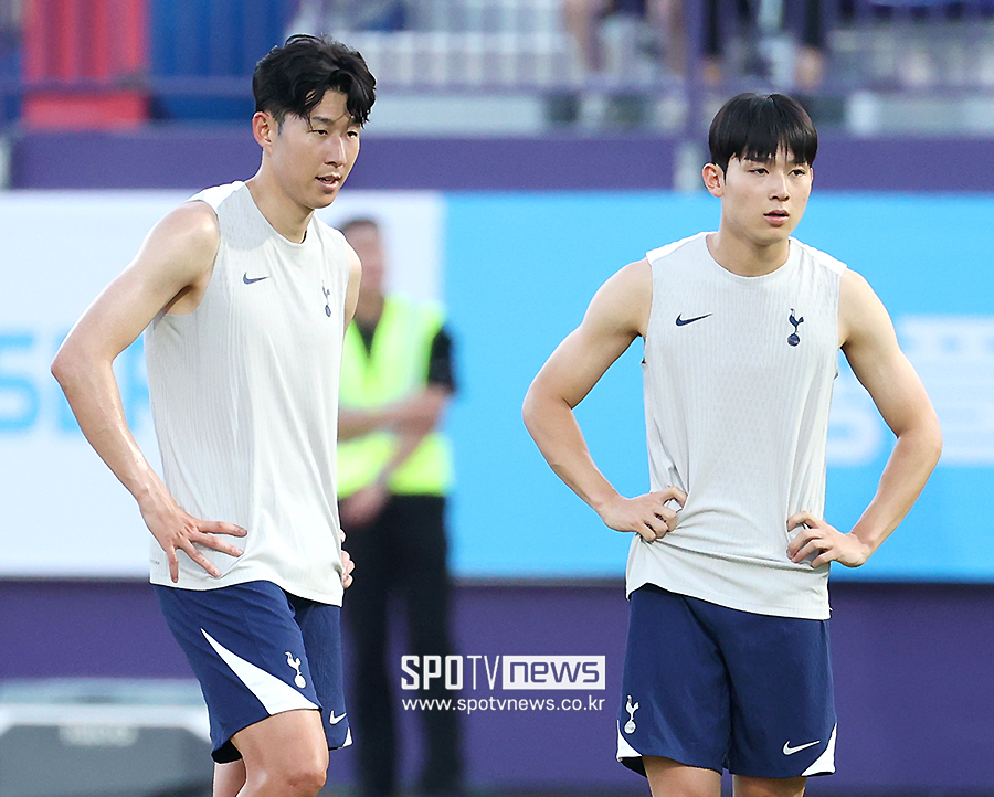 [포토S] 손흥민-양민혁, 멋진 투샷