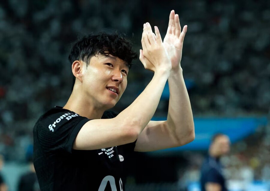 '韓 축구 쾌거!' 손흥민, MLS 이적료 신기록 썼다! "LAFC 토트넘에 375억 지불"…종전 최고 기록 50억↑