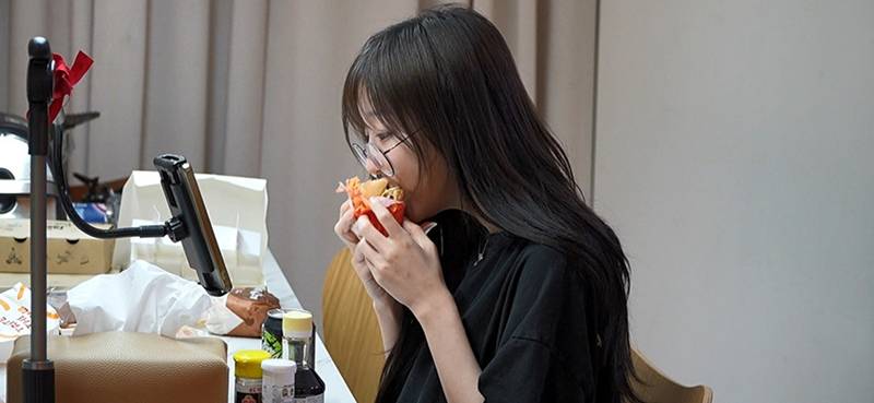 "가정집 맞아?"…쯔양, 대형 냉장고 4대·간식창고 '먹방 최적화 하우스' 공개('전참시')