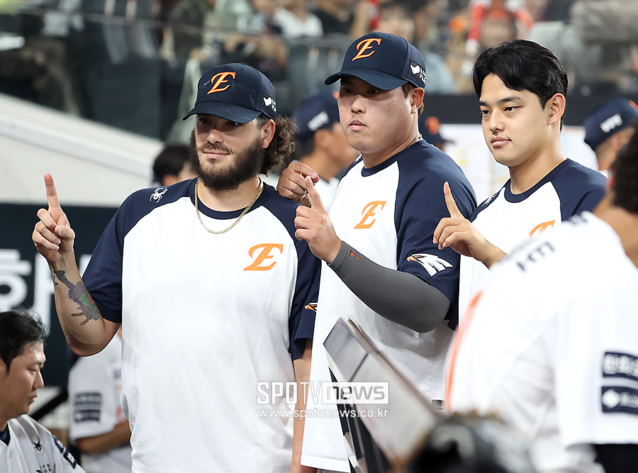 [포토S] 폰세-류현진-문동주, '와이스 최고'