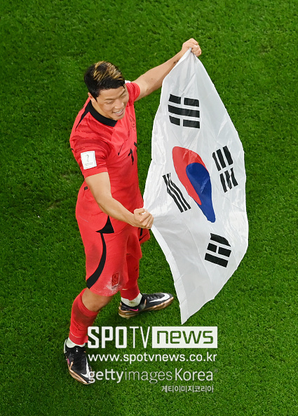 HERE WE GO 떴다, 韓 축구 시대 끝 위기…프리미어리거 ‘0명’ 굴욕 “올해 여름 또 떠난다”