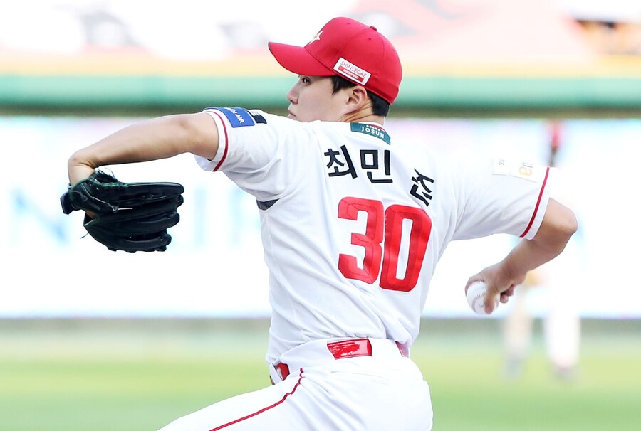 1군 캠프도 못 갔는데… 2군→추격조→선발 복귀 역주행, 마음 속의 승리투수였다