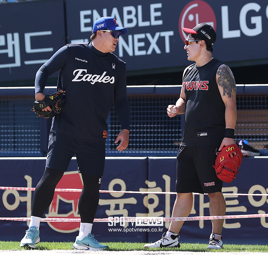 ▲ 류현진 박동원 ⓒ곽혜미 기자