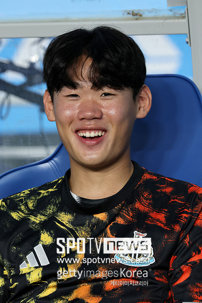 대박! PL에 새로운 '미친 한국인' 등장할까...'오피셜' 공식발표 떴다, 뉴캐슬 감독 "박승수는 1군 훈련 예정, 스스로 자격 얻어" 극찬