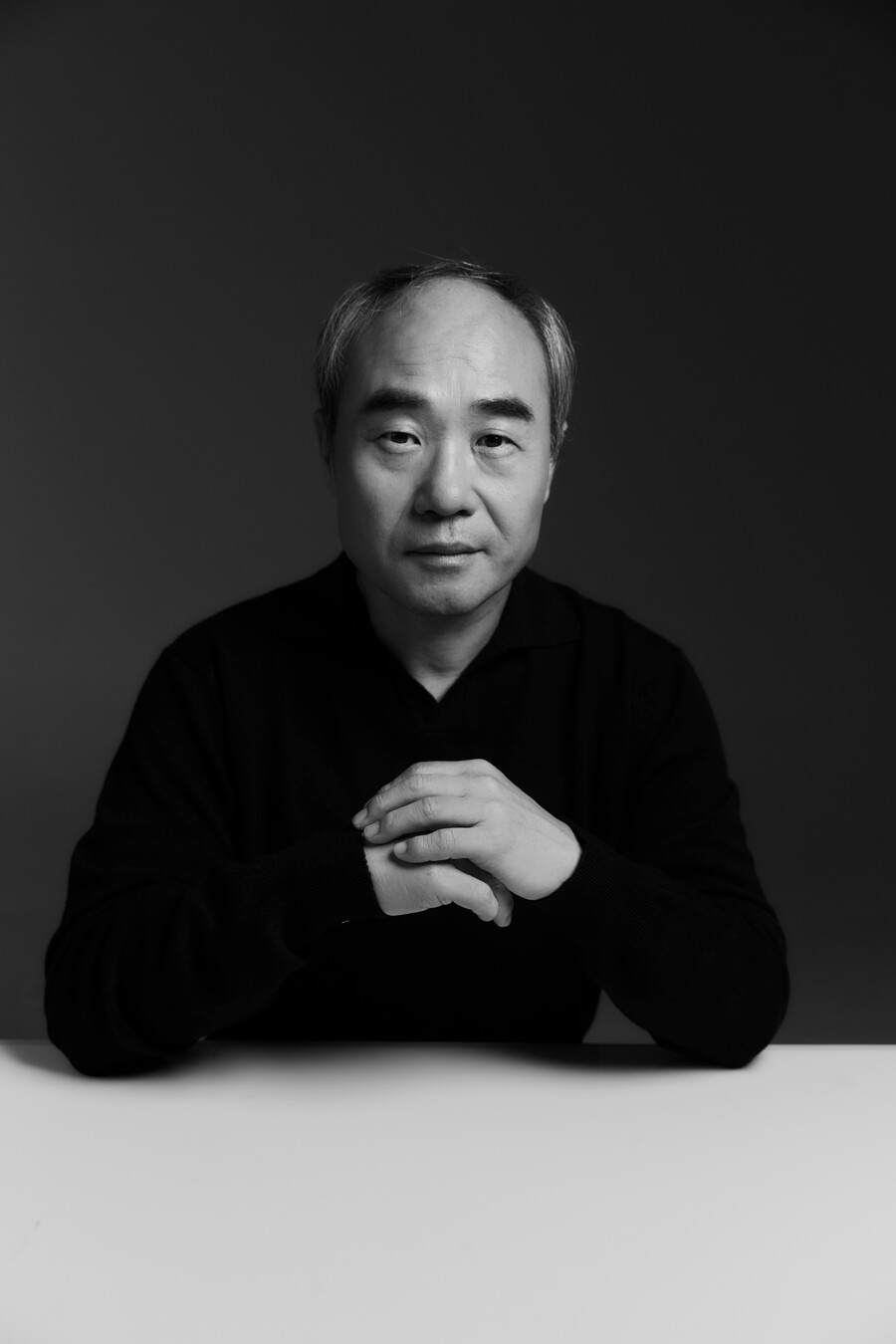 '명품 배우' 강신일, 데뷔 40년 만에 가수 데뷔…아내에게 바치는 헌사 '애가'