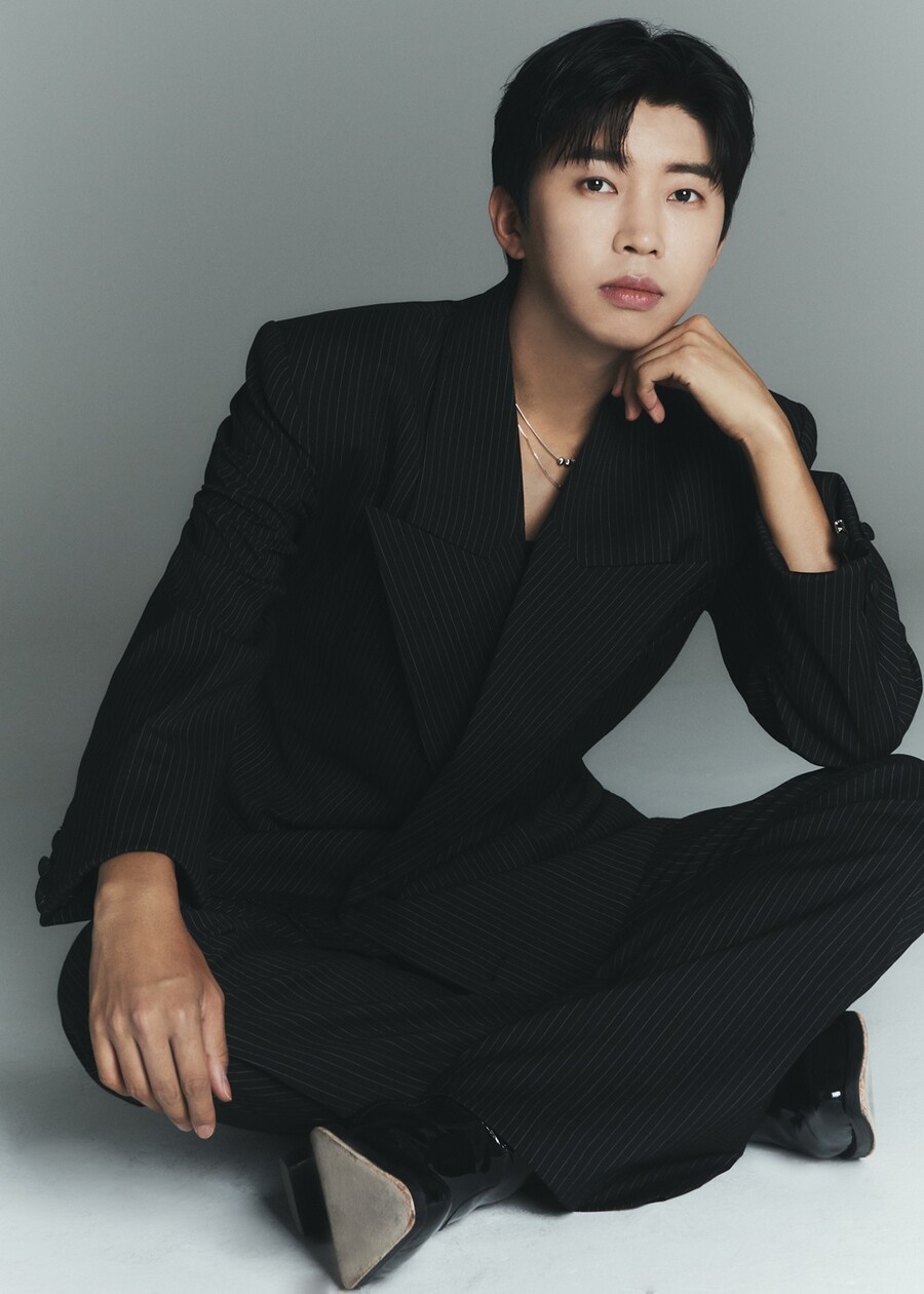 임영웅, 본격 컴백 카운트다운…정규 2집 타임테이블 공개