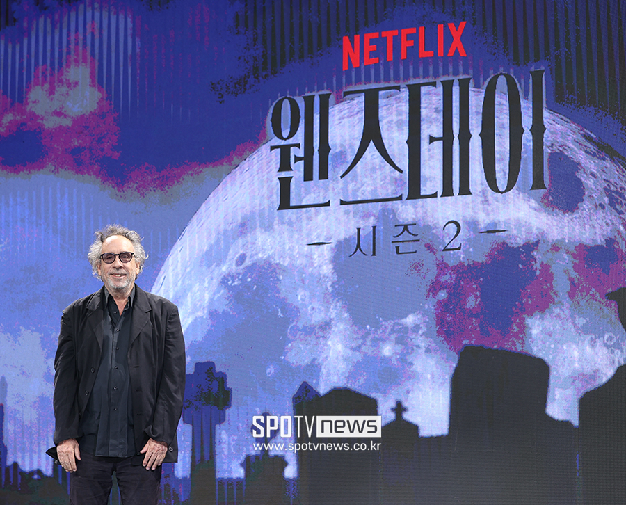 [포토S] '웬즈데이2'의 팀 버튼 감독