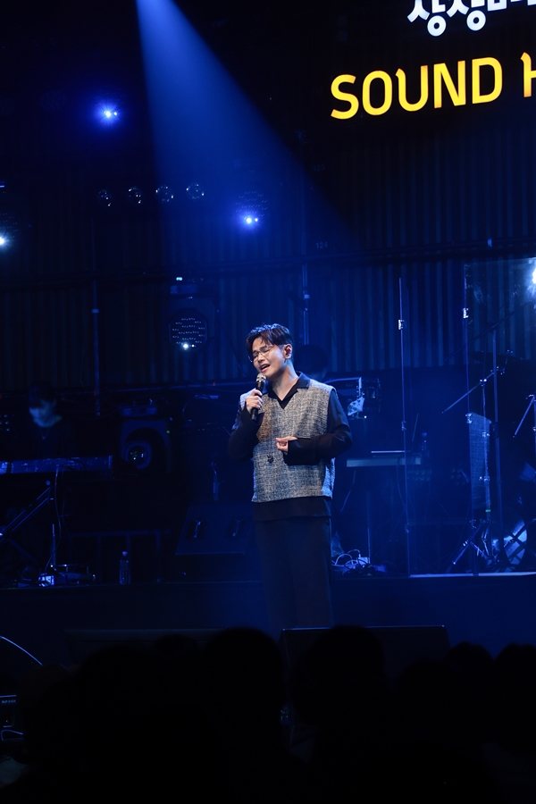 나윤권, 소극장 전국투어 콘서트 '여름산책' 성료…이민정-미리 게스트 무대
