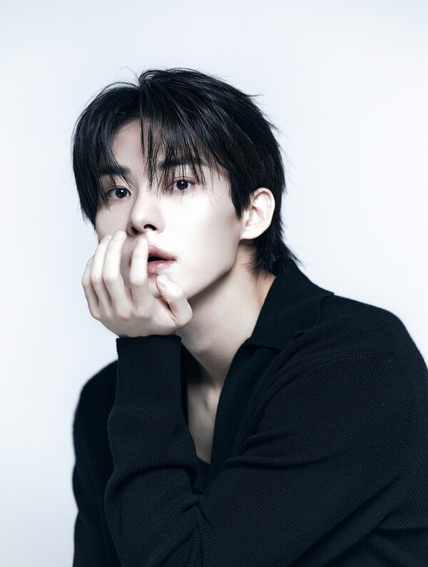 현준, 한소희와 함께 한다…9아토엔터와 전속계약