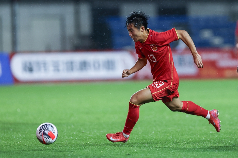 '악전고투' 서정원호에 희망될까…"中축구 미래 바꿀 100년의 재능"→09년생 공격수 ACLE 청두 스쿼드 합류