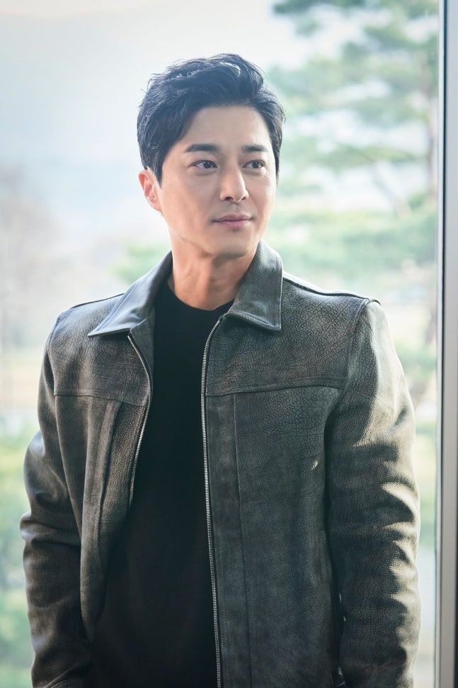 [단독]지영산, '임성한 프린스' 맞았다…'닥터신'으로 3연속 '임성한 픽'