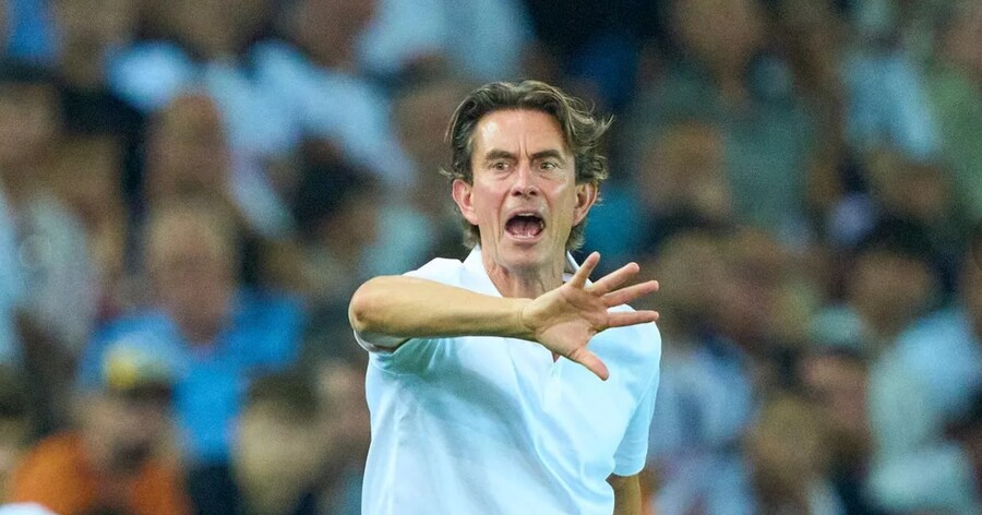 PSG 무너뜨린 '프랑크표 세트피스' 화제…엔리케 감독도 비카리오도 극찬→"토트넘이 더 잘했어, 불공평한 우승"