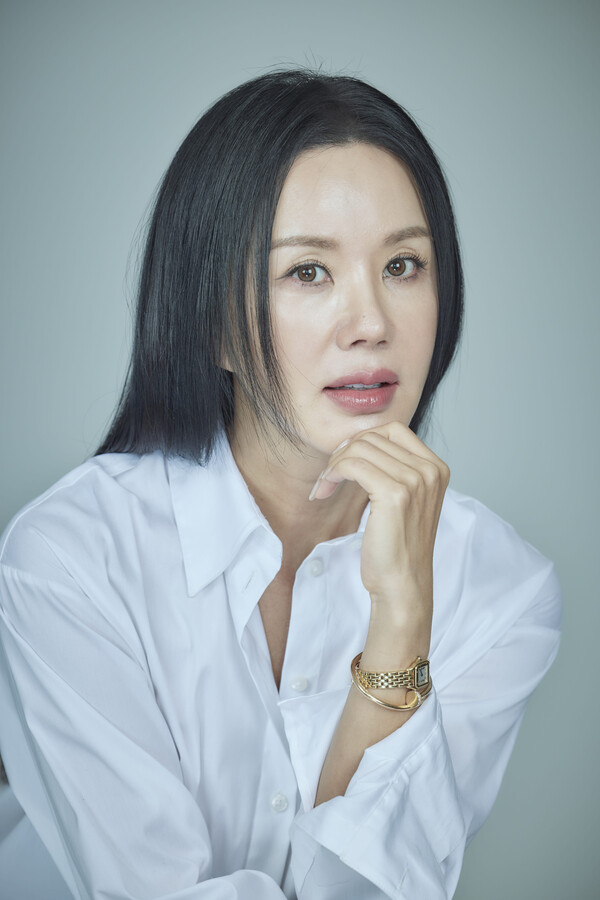 엄정화, 이번엔 경력단절 톱스타…'금쪽같은 내 스타'로 안방극장 귀환