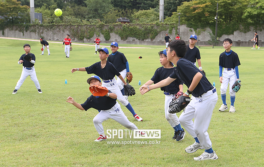 [포토S] 2025 야구 유청소년클럽리그(i-league) i-futures day, '모두가 집중!'