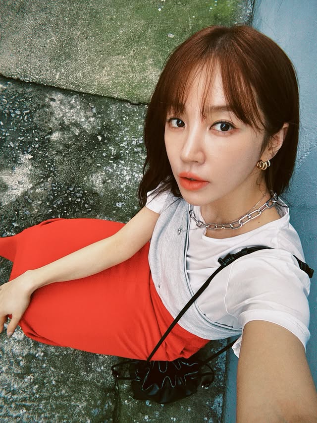 '김종국 결혼'에 윤은혜 근황 '관심'…러브라인 망상 여전한 'X맨' 팬들 