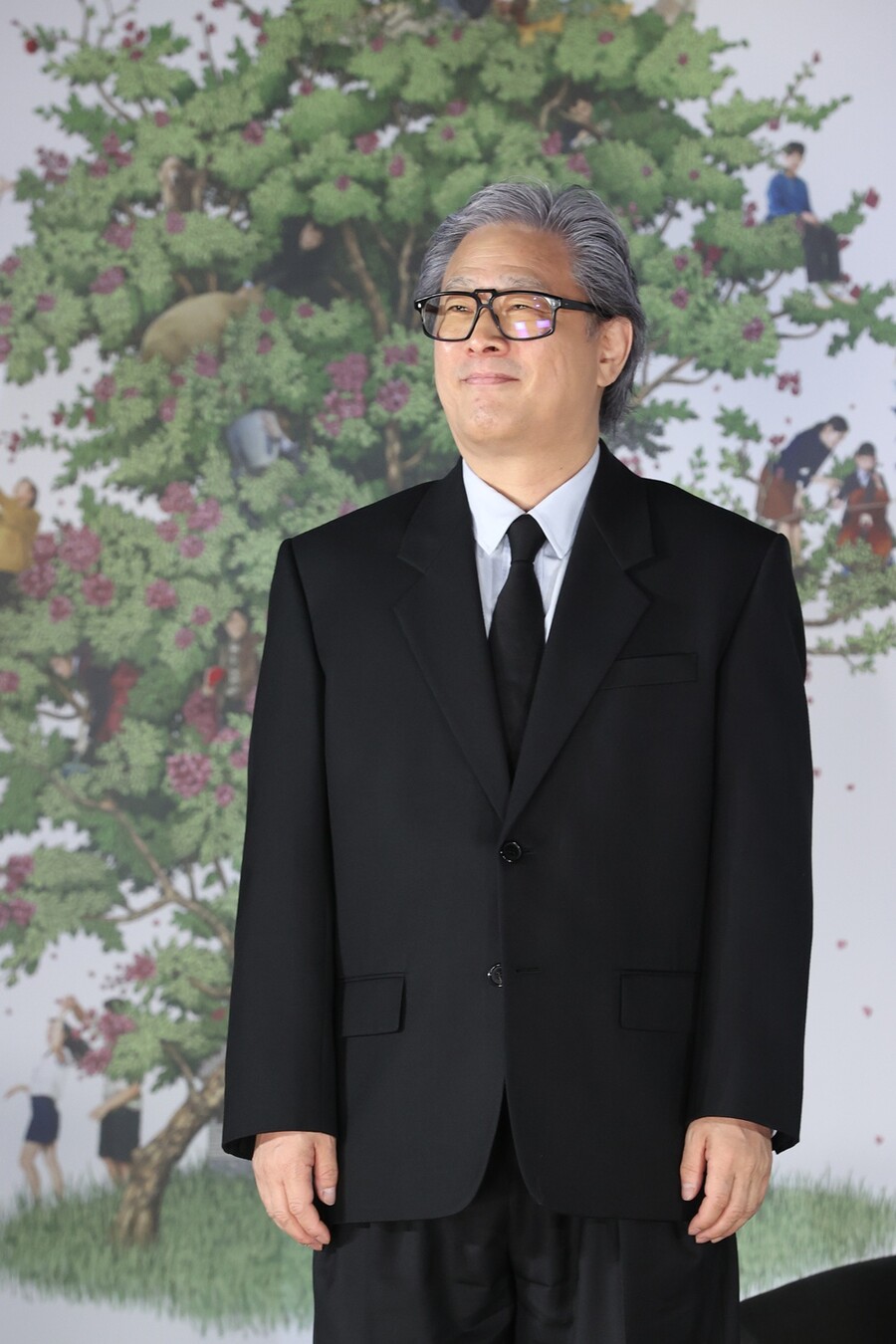 "볼수록 웃긴 영화"…박찬욱 '어쩔수가없다', 이번엔 깐느 대신 '천만' 노린다[종합] 