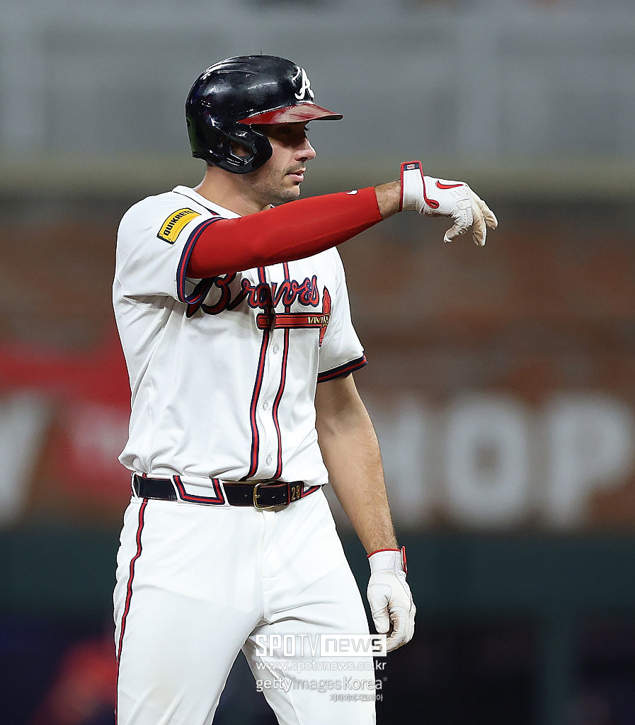 "MLB의 아이언맨" 2021년 이후 746경기 연속 출장이라니…전설 넘어 역대 12위 등극
