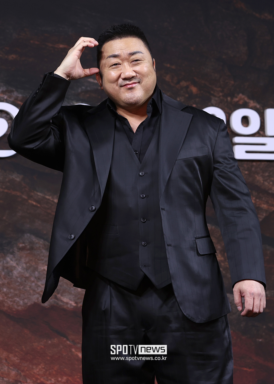 [포토S] 마동석, 무시무시한 두개골 하트