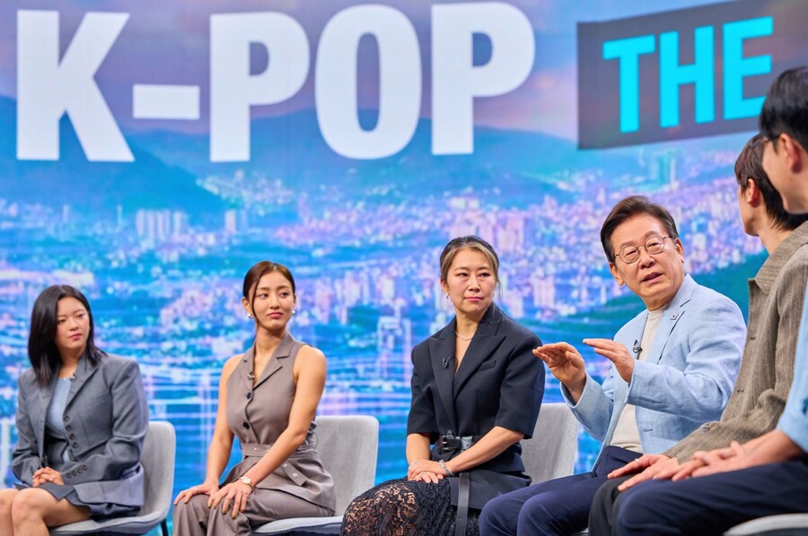'케데헌' 매기 강 감독, 이재명 대통령 만났다 "韓콘텐츠 한계 없어"