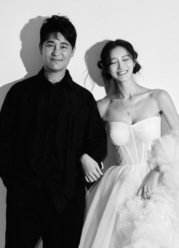 임창정♥서하얀, 리마인드 웨딩화보 공개…의미심장 발언 "결혼=함께 살아내는 용기"