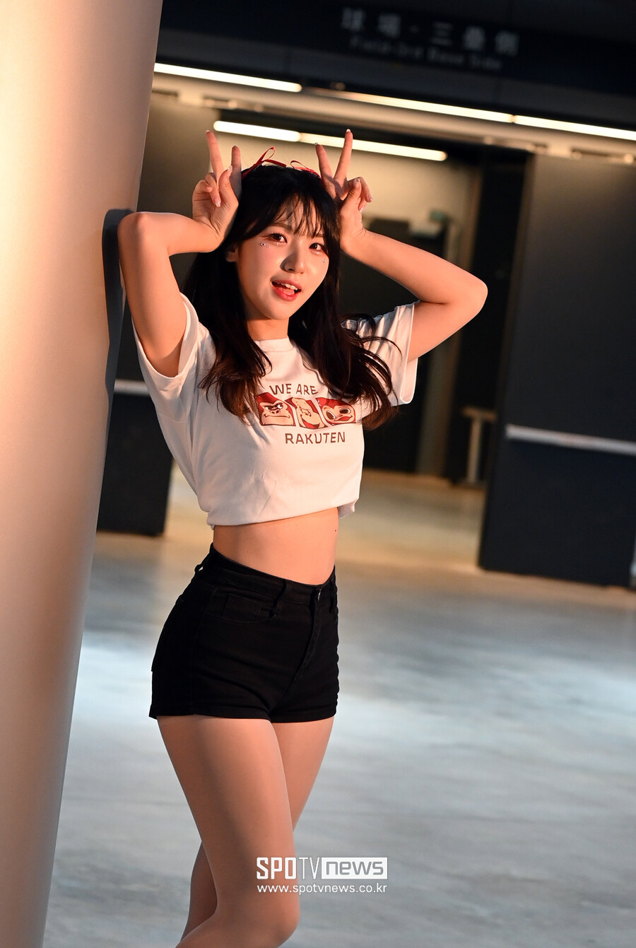 [포토] 라쿠텐 몽키스 치어리더 염세빈, 깜찍함의 결정체