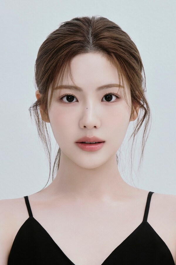 ▲ 26일 공개된 조아람 새 프로필 사진. 제공|비욘드제이