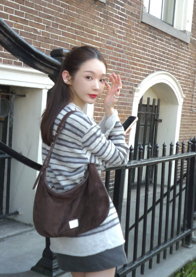 강민경의 계절은 벌써 가을…늘 美친 미모로 여신 분위기