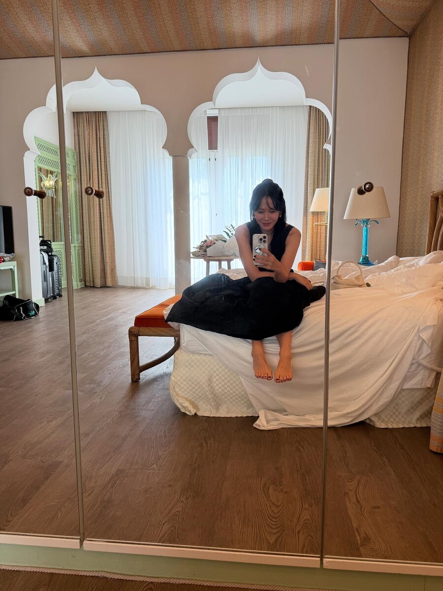 ▲ 어쩔수가없다. 출처ㅣ손예진 인스타그램
