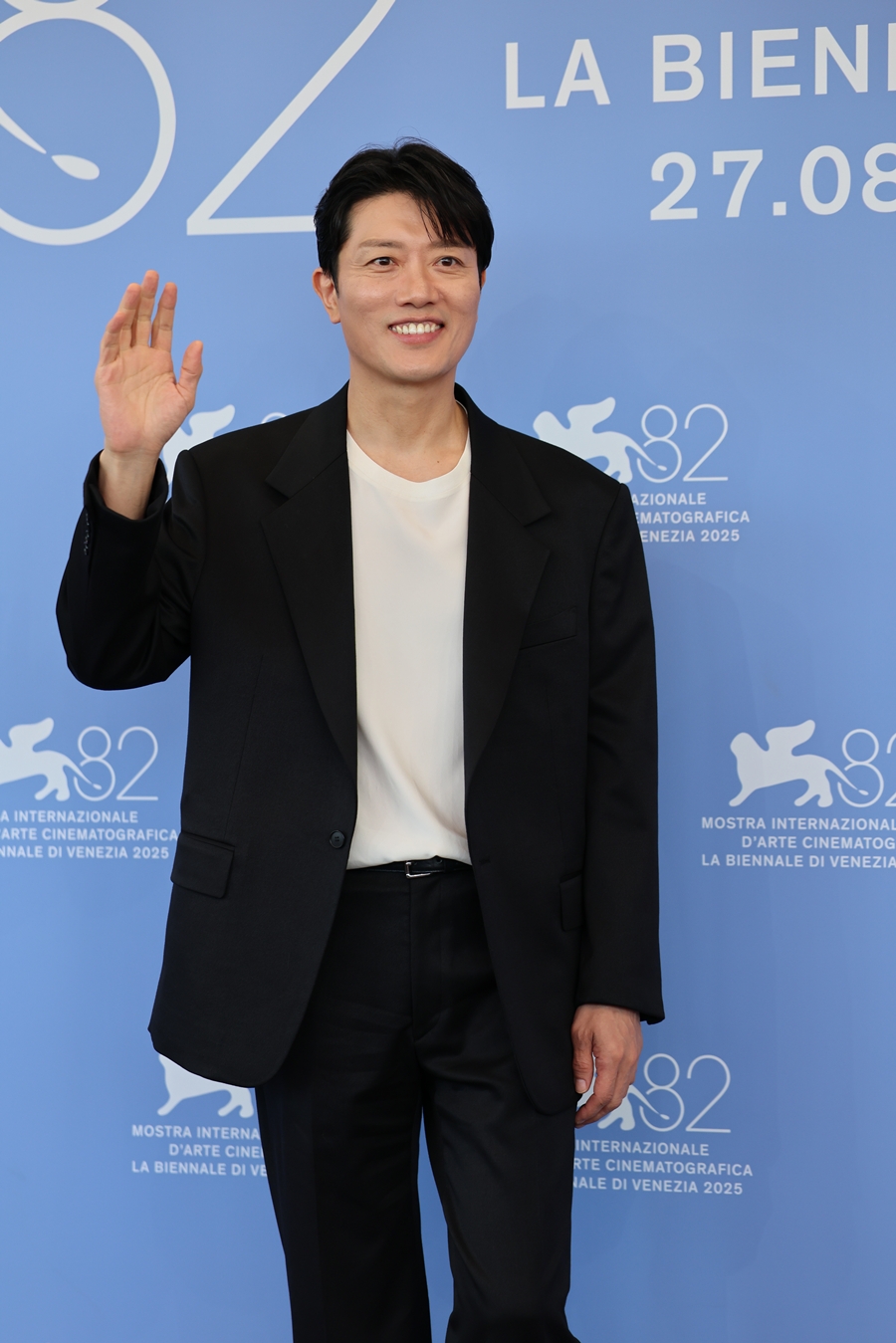 ▲ '어쩔수가없다' 베니스국제여화제 공식 포토콜. 제공|CJ ENM