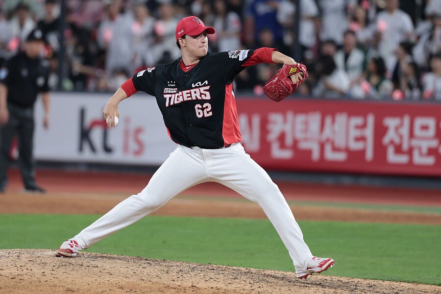 KIA 얼어붙은 대충격, 믿고 맡겼던 정해영이 또 무너졌다… KIA 또 악몽의 역전패, 가을야구 멀어진다 [수원 게임노트]