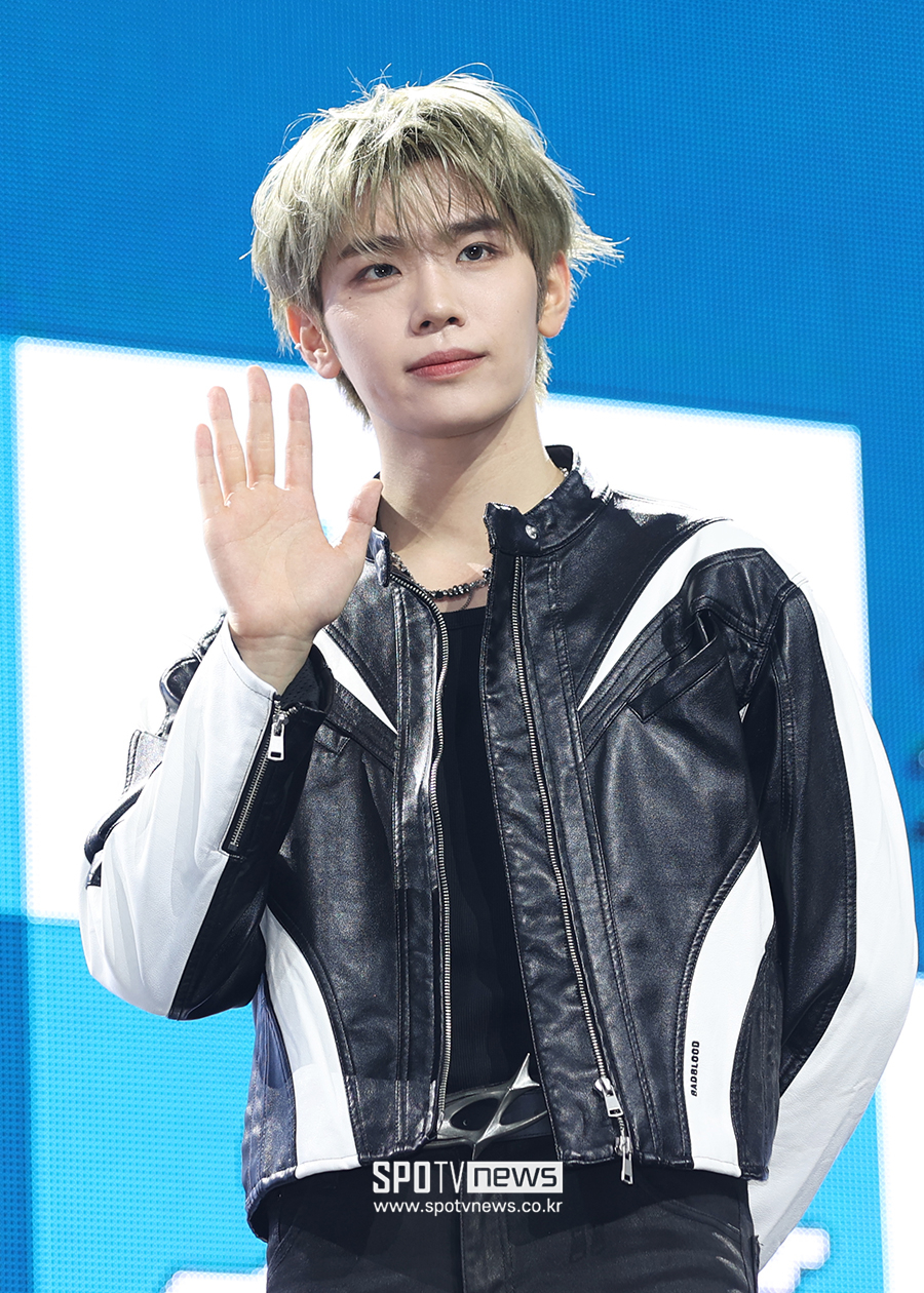 [포토S] 제로베이스원 김태래, '강아지 같아~'