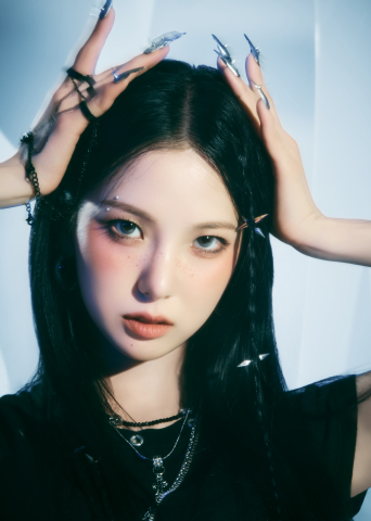 LG 홈 경기에 케플러 최유진 시구자로 뜬다…"승리요정이 됐으면 좋겠다"