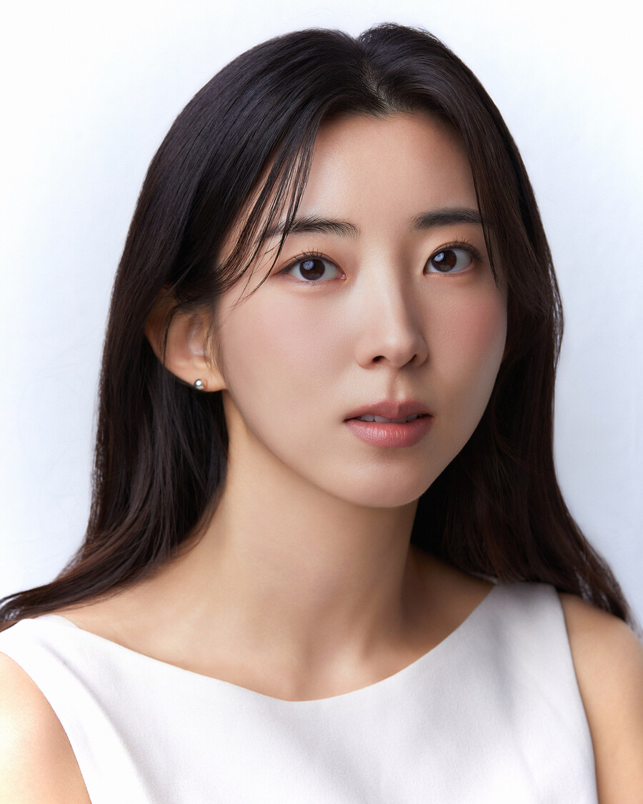 포미닛 출신 권소현, 큐브엔터 돌아갔다 "소중한 추억 깃든 곳서 새 도약"[공식]
