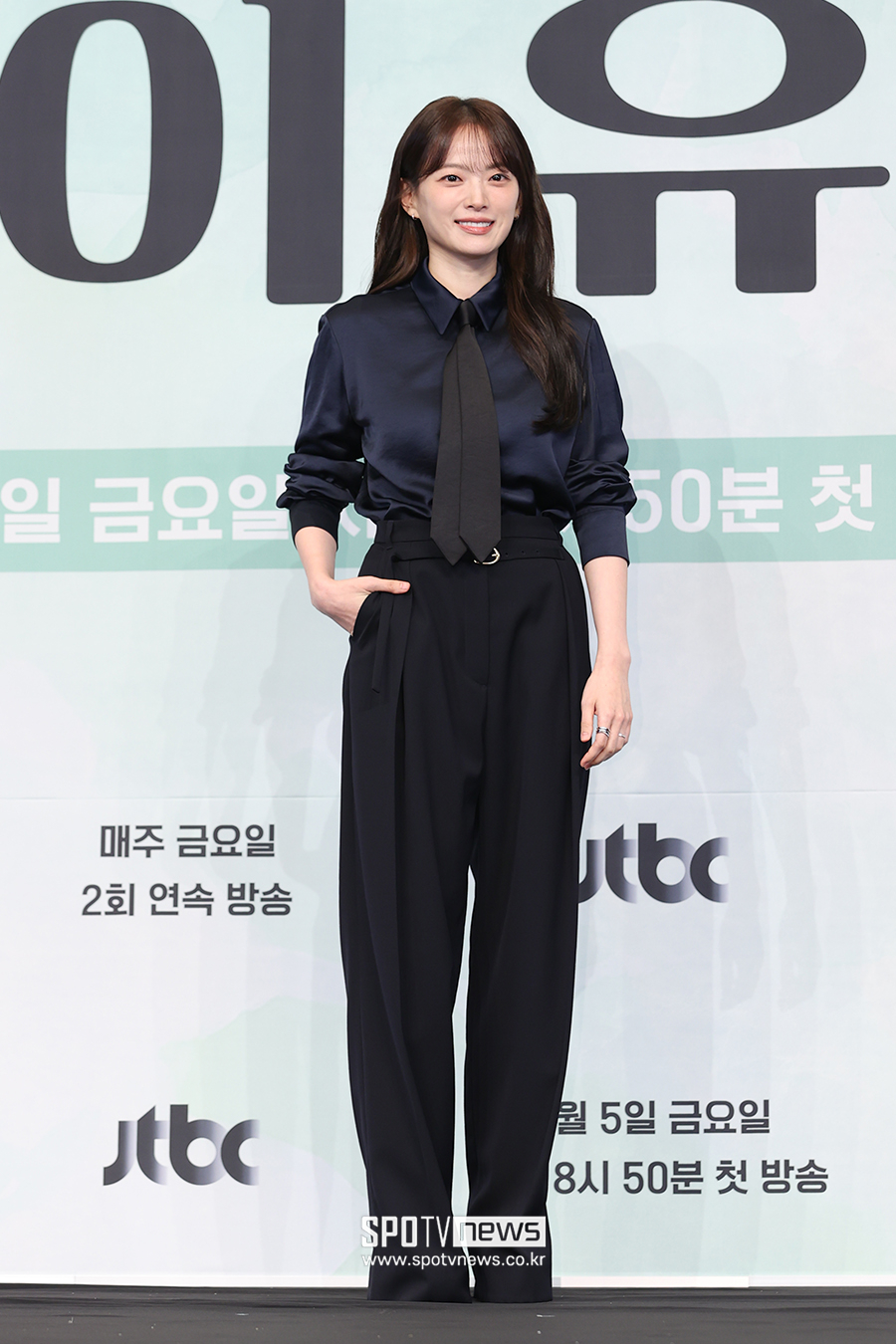 [포토S] 천우희, '매니시룩 입고'