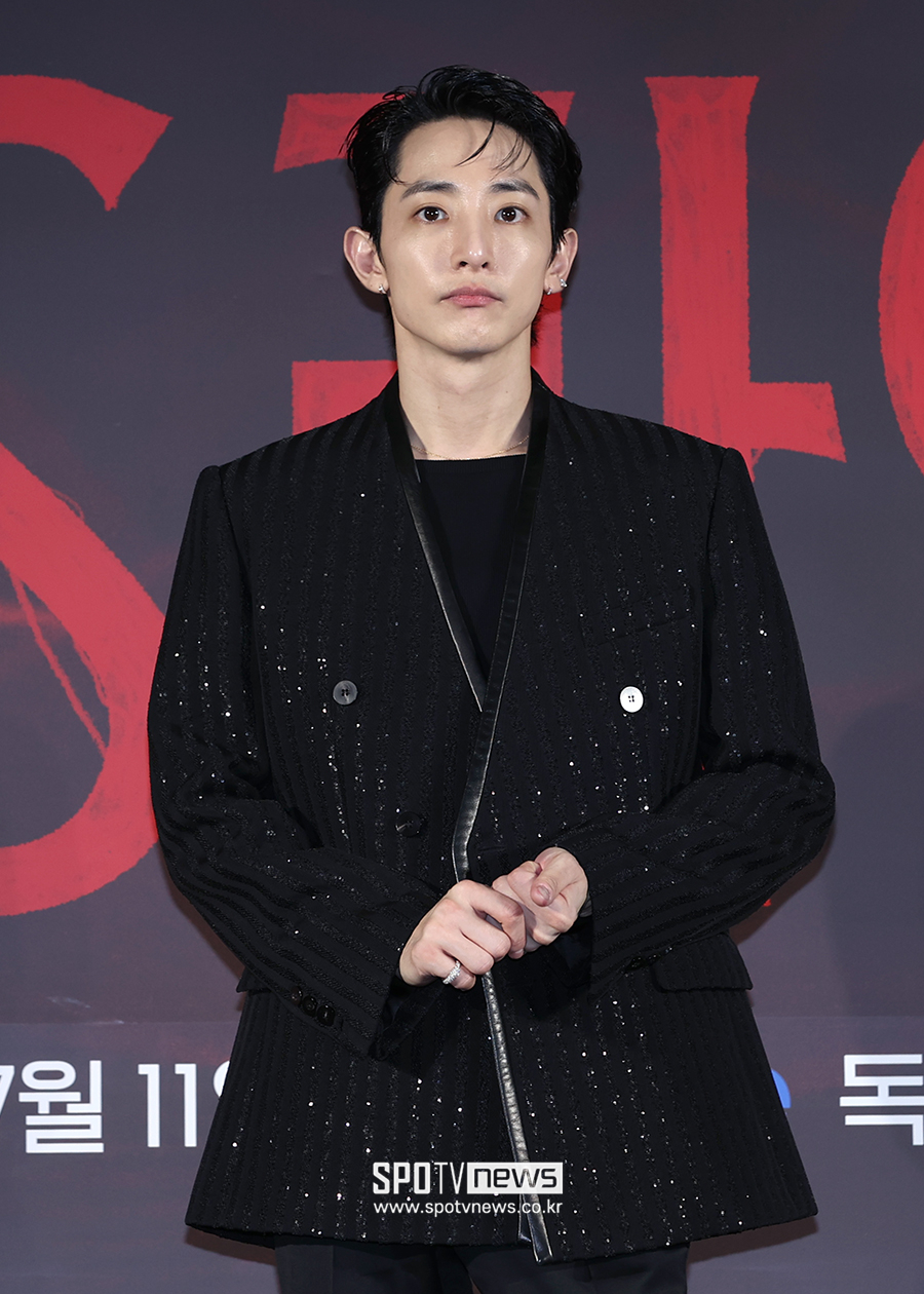 찜통 속 12시간…이수혁, 中팬미팅 혹사 논란→소속사 "깊이 유감"[종합]