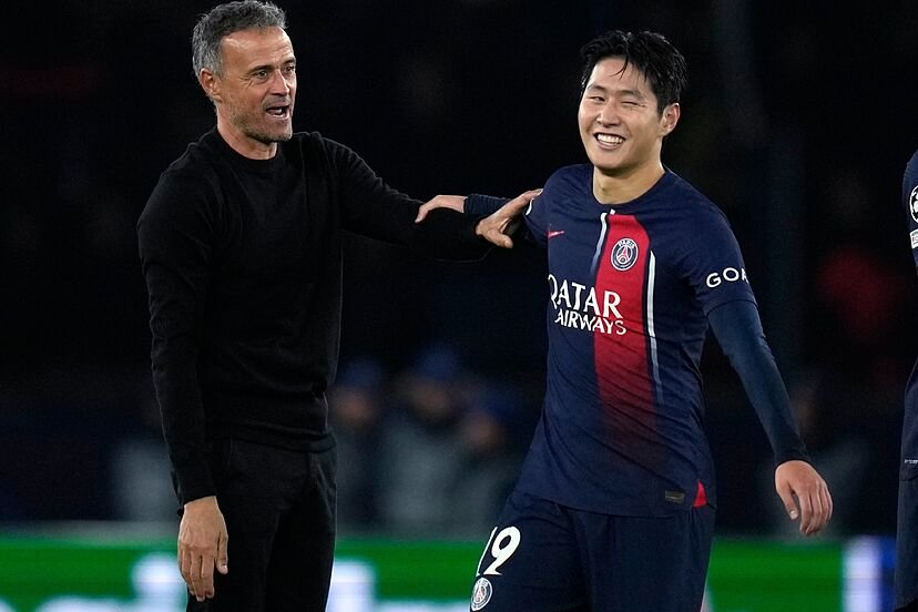 英 BBC ‘비피셜’ 떴다…“이강인 스승 자전거 사고, 수술대 올라” 쇄골 골절 확인 ‘PSG 오피셜’ 공식발표 