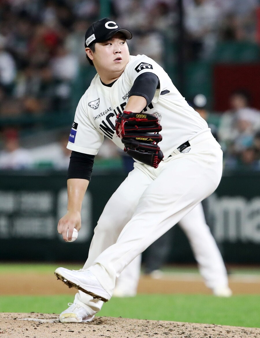 KBO 역대 최초 진기록 듀오 나오나… 감독도 고생했다 밀어줬다, “그런 맛도 있어야지”
