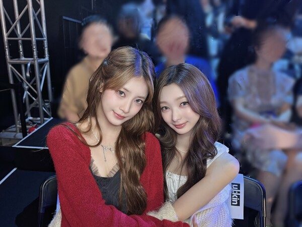힛지스 비비·혜린, '서울패션위크'서 다정한 투샷…물오른 비주얼로 '시선집중'
