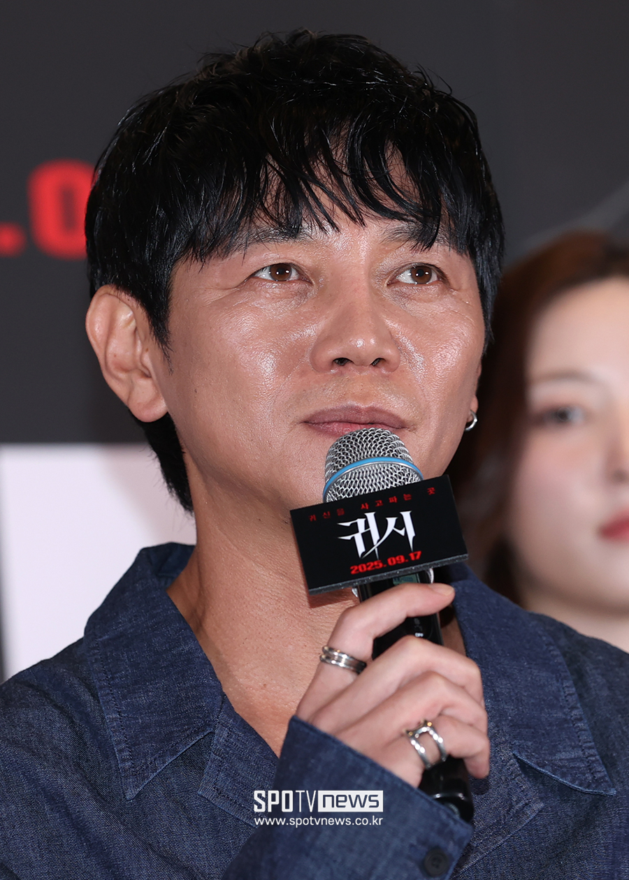 [포토S] 인사말 하는 원현준