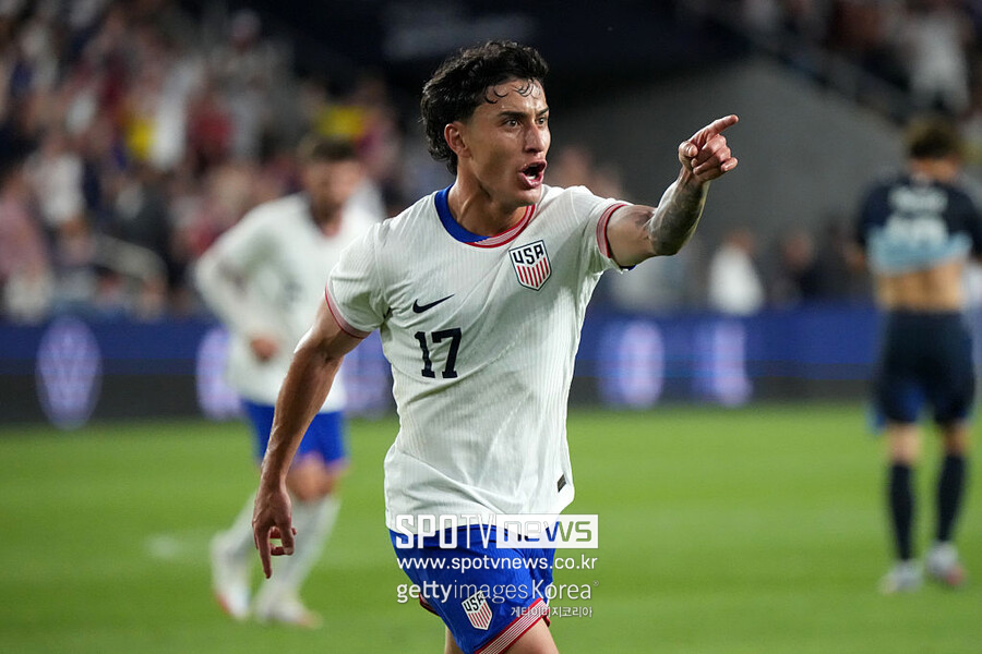 ▲ '탈 아시아'를 외치는 일본의 현주소를 확인하기 좋은 기회였다. 내년 국제축구연맹(FIFA) 북중미 월드컵을 준비하는 일본은 목표를 분명히 하고 있다. 모리야스 감독이 직접 "단순한 본선 진출이 아닌 우승"을 수차례 강조했고, 일본축구협회 역시 2050년 월드컵 우승이라는 장기 비전 아래 조기 4강 진출을 목표로 내걸었다.
