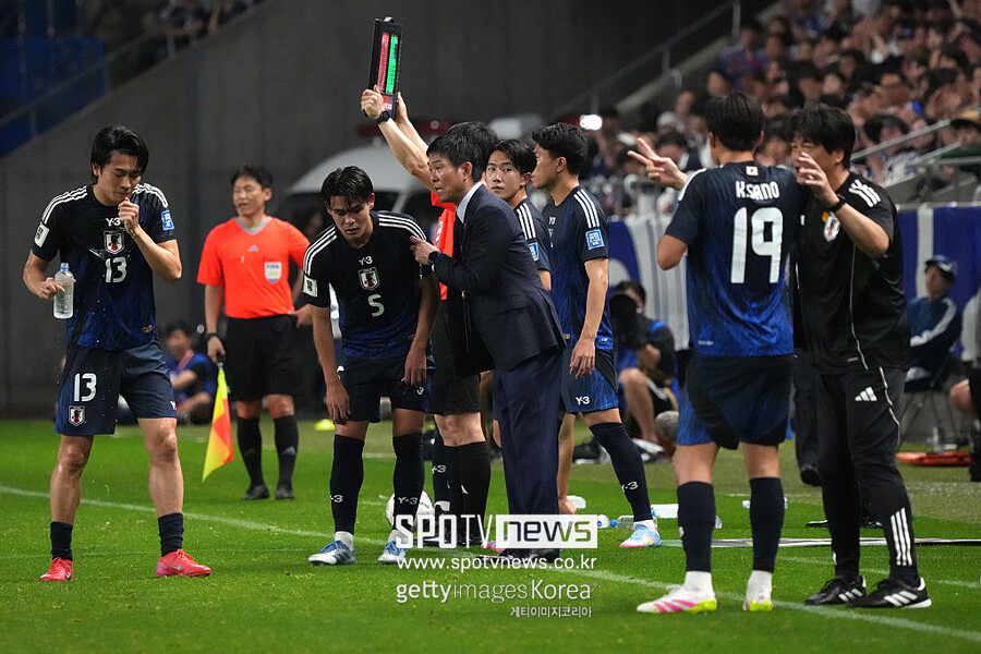 4.5 4.5 5 5 5 5 5 5 5 5.5 5.5…日 축구, 충격의 평점 한탄 "이런 선수를 왜 스쿼드에" 월드컵 우승 빨간불