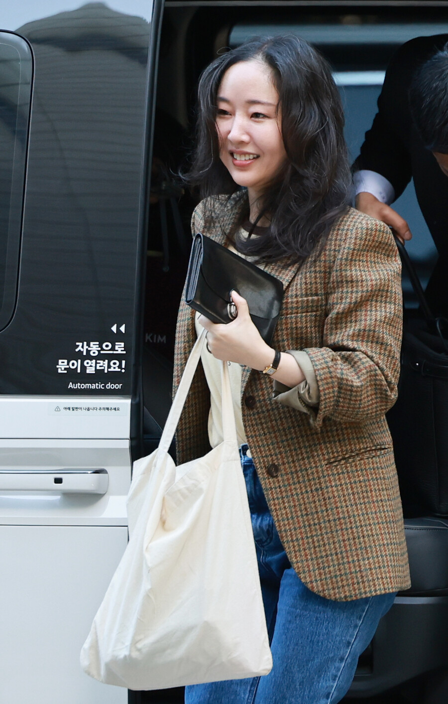 민희진 "투자자 접촉? 만난 적 없어…증거 있다면 제출하라"