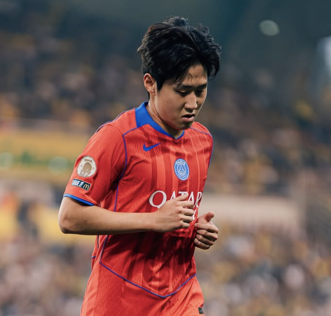 韓 축구 대환호! 이강인 'PSG 생존' 걸린 랑스전 "선발 유력"…17세 유망주 압도할까