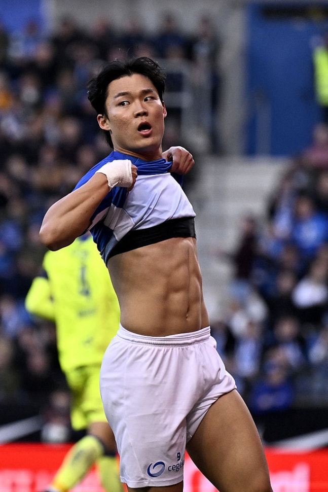 대분노 '오피셜' 공식입장, 오현규 사태 "단장 10년 하는 동안 이런 일은 처음"…헹크, 슈투트가르트 비상식에 혀 끌끌