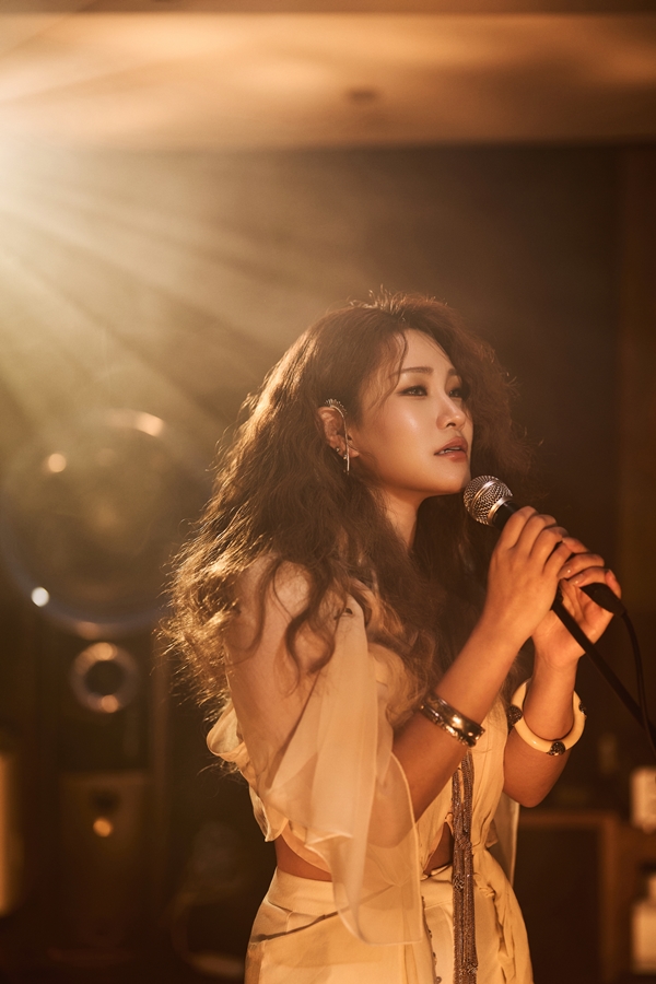 손승연, 생일날 신곡 선물…새 싱글 '위싱 포 레인' 15일 발표
