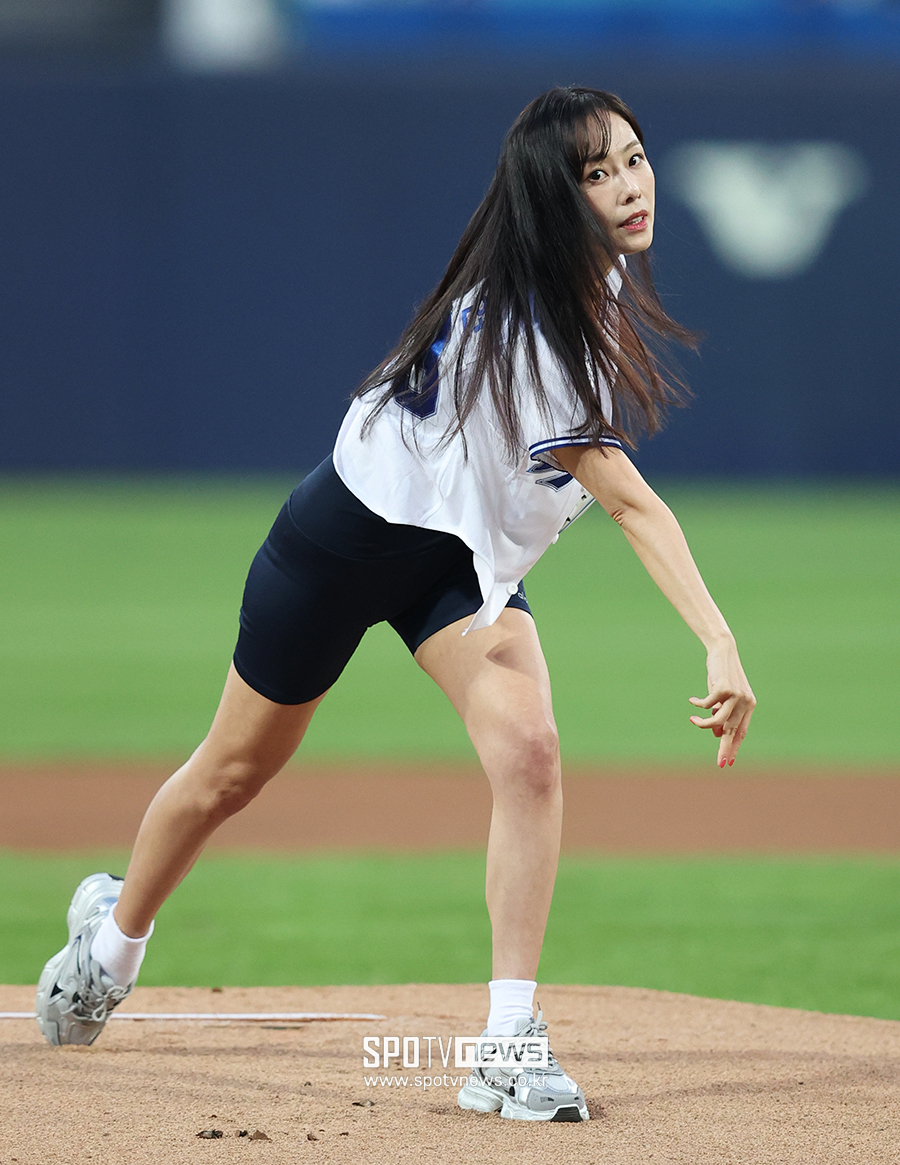 [포토S] 홍수현, '긴생머리 휘날리며'