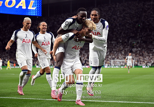 [UCL REVIEW] 손흥민 없는 토트넘, 프랭크 UCL 데뷔전서 비야레알에 1-0 승리...상대 자책골로 첫 승 챙겼다